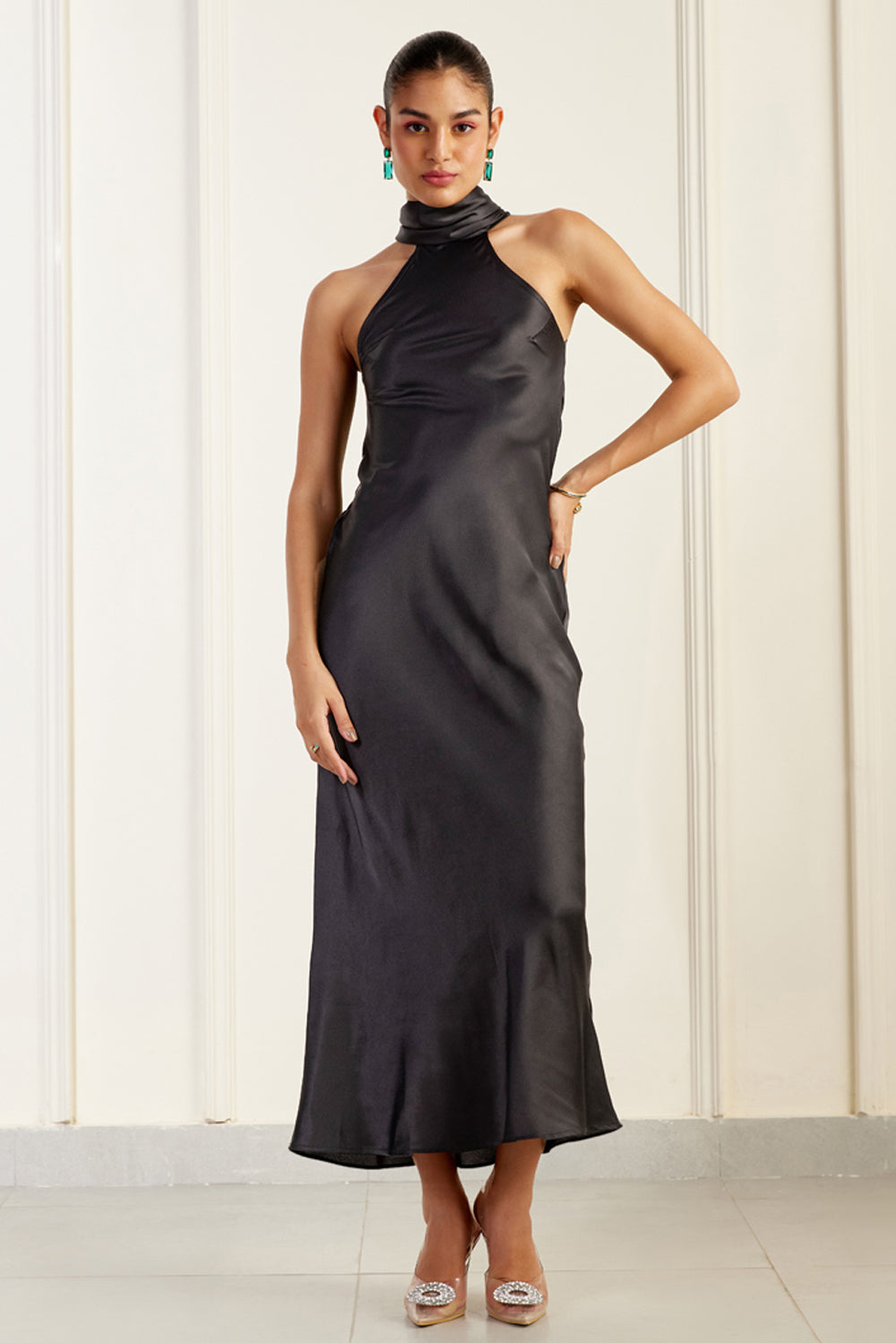 Black Halter-neck High Collar Scarf Silk Dress SILKROSE Black Halter-neck High Collar Scarf Silk Dress SILKROSE