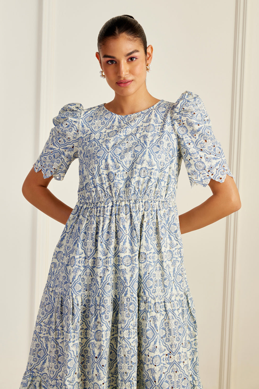 Havana Floral Blue Embroidered Midi Dress – SILKROSE